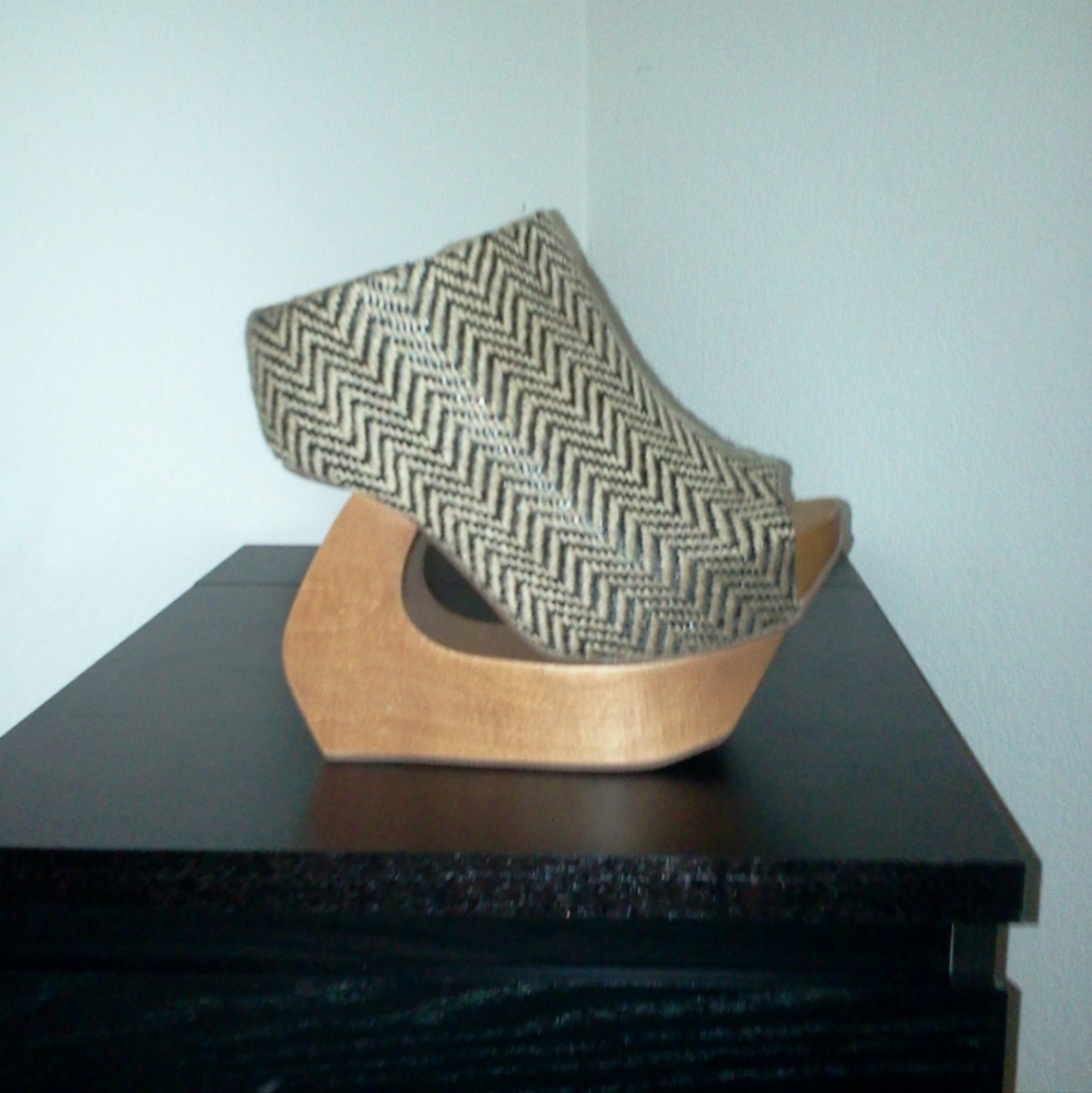 Jeffrey Campbell mule